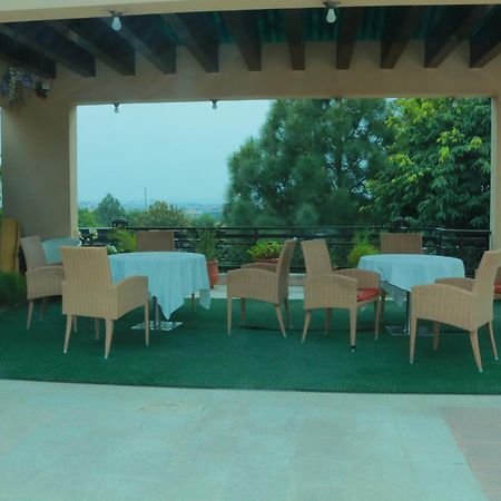 Safari Club 1 Otel Rawalpindi Dış mekan fotoğraf