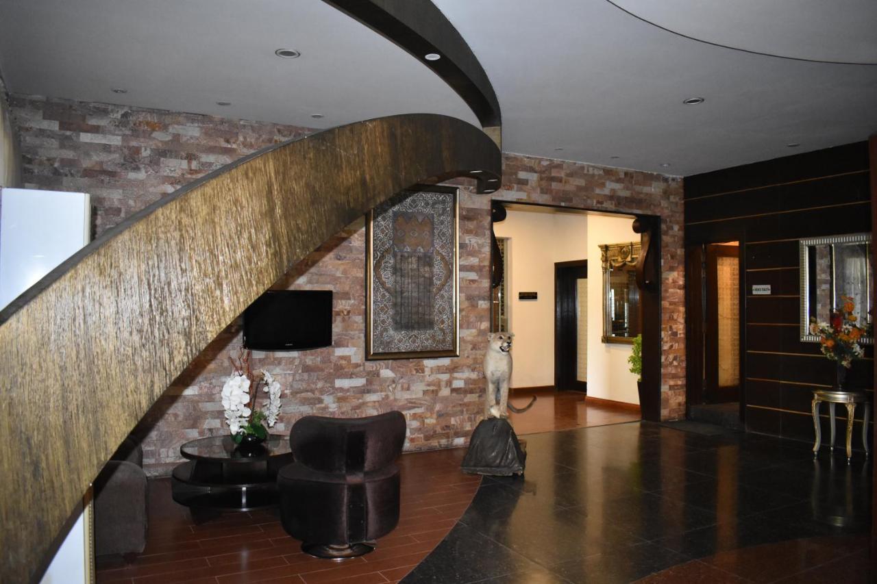 Safari Club 1 Otel Rawalpindi Dış mekan fotoğraf