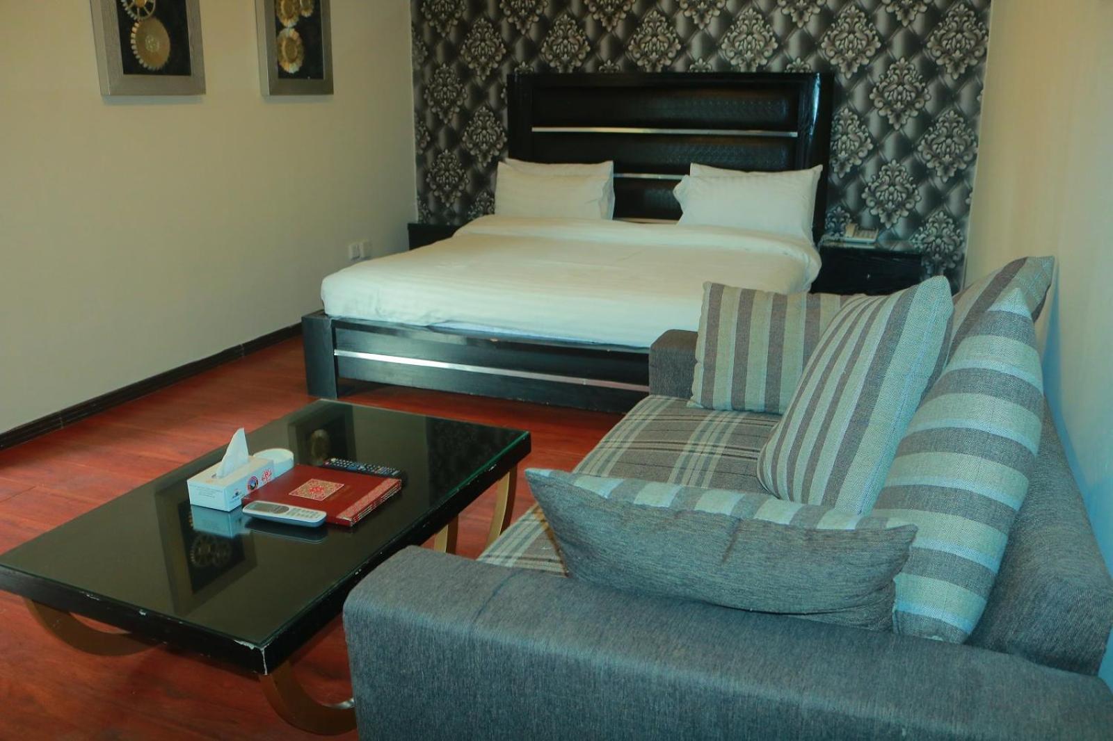 Safari Club 1 Otel Rawalpindi Dış mekan fotoğraf