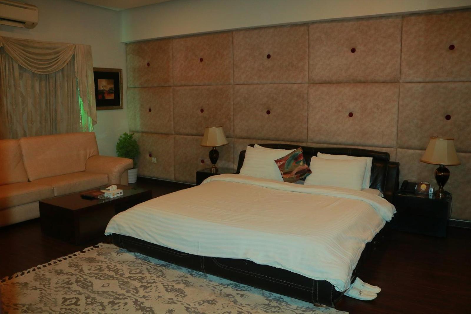 Safari Club 1 Otel Rawalpindi Dış mekan fotoğraf