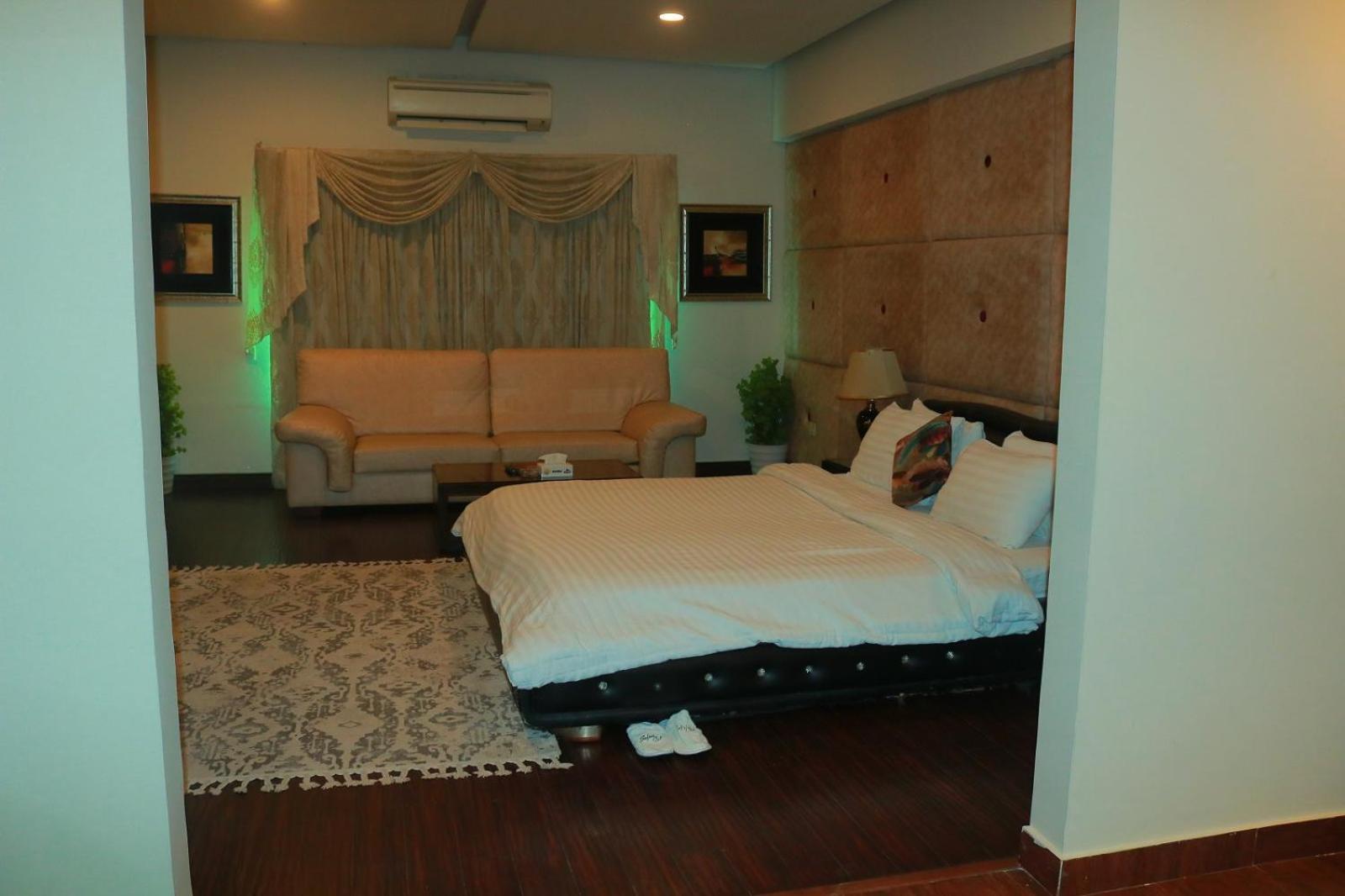 Safari Club 1 Otel Rawalpindi Dış mekan fotoğraf